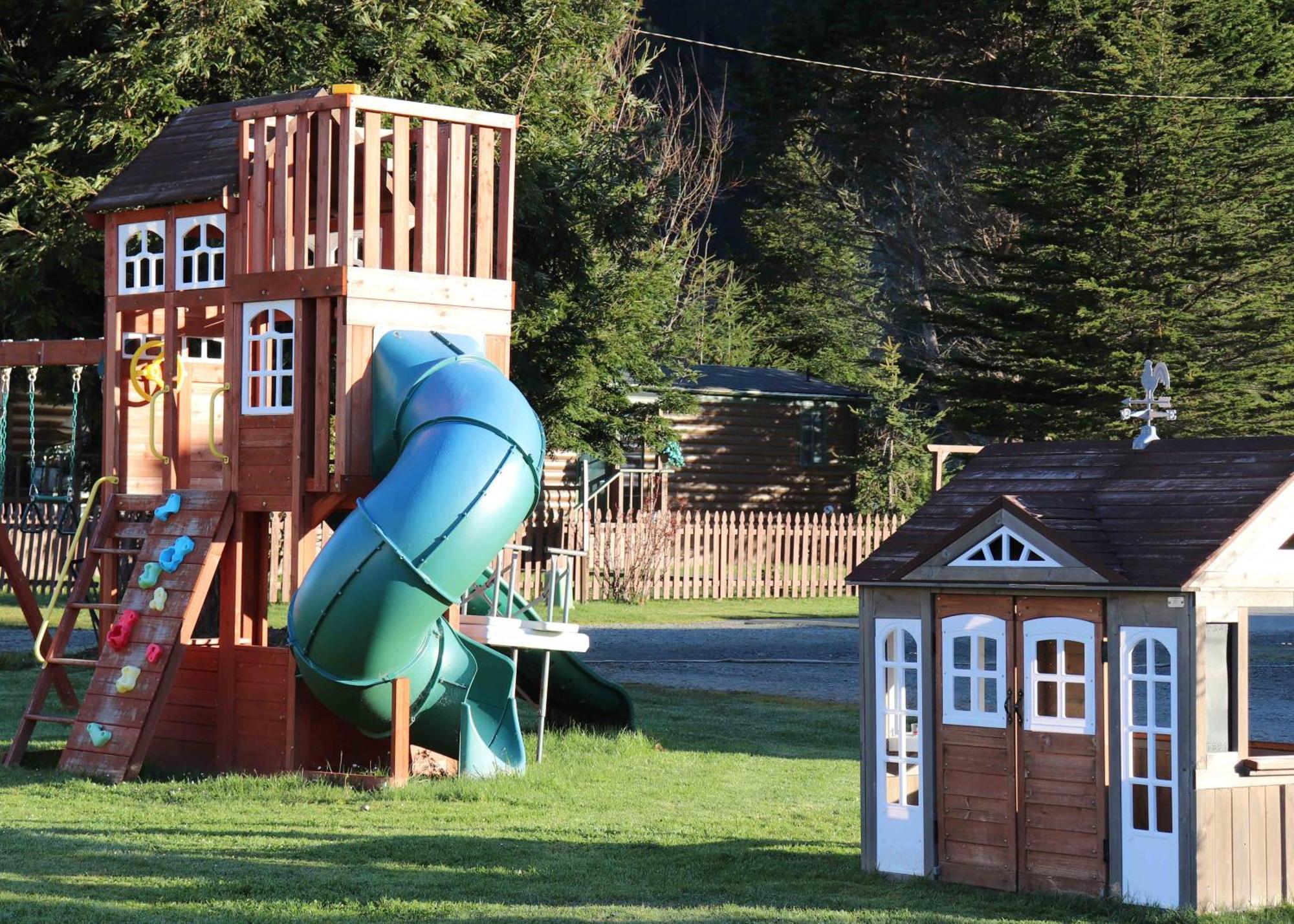 Camping Surfside Glamping Camper Klamath